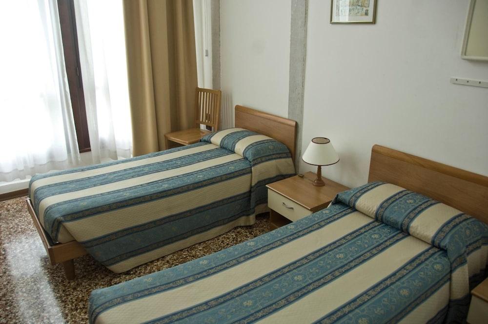 Casa Sant'Andrea Bed and Breakfast Βενετία Εξωτερικό φωτογραφία
